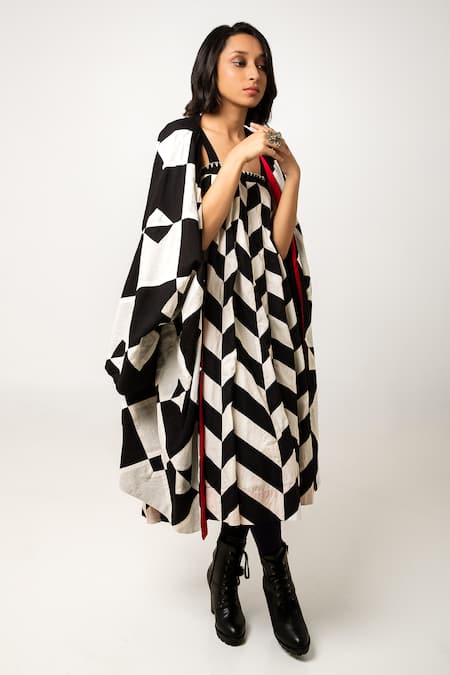 KA-Sha Black Cotton Geometric Open Doma Pattern Jacket at Aza Fashions KA-Sha_Black Cotton Geometric Open Doma Pattern Jacket _at_Aza_Fashions