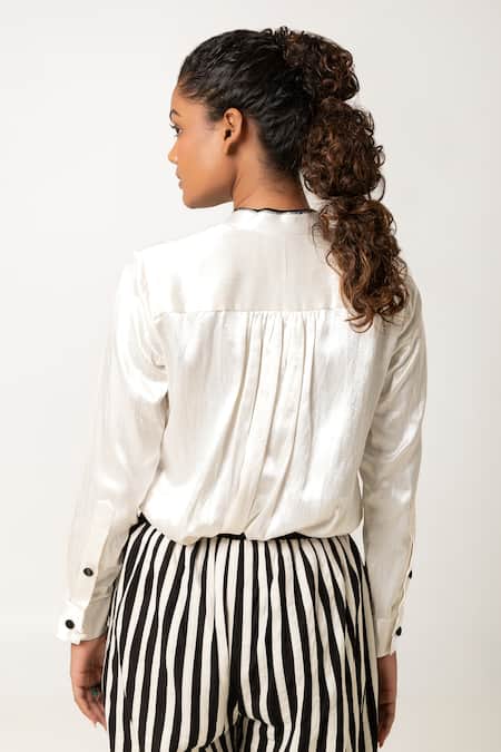 KA-Sha_Black Maheshwari Mandarin Collar Jojo Komo Shirt _Online_at_Aza_Fashions