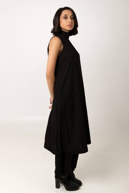 Shop KA-Sha Black Muslin Cotton Plain Round High Neck Kari Tunic Online at Aza Fashions Shop_KA-Sha_Black Muslin Cotton Plain Round High Neck Kari Tunic _Online_at_Aza_Fashions