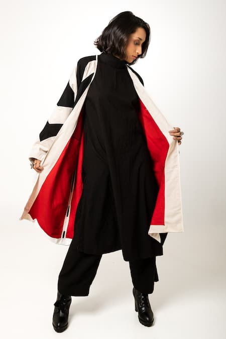 KA-Sha Black Muslin Cotton Plain Round High Neck Kari Tunic at Aza Fashions KA-Sha_Black Muslin Cotton Plain Round High Neck Kari Tunic _at_Aza_Fashions