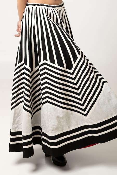 Buy KA-Sha Black Cotton Stripe Rachana Flared Midi Skirt Online at Aza Fashions Buy_KA-Sha_Black Cotton Stripe Rachana Flared Midi Skirt _Online_at_Aza_Fashions