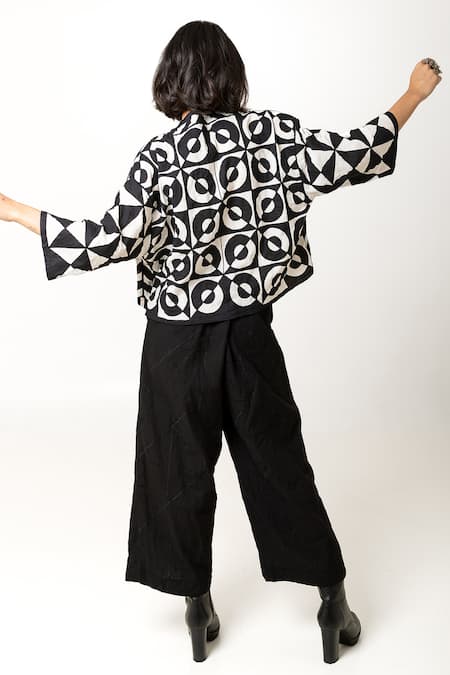 Shop KA-Sha Black Cotton Applique Round Neck Shrey Reversible Geometric Pattern Blouse at Aza Fashions Shop_KA-Sha_Black Cotton Applique Round Neck Shrey Reversible Geometric Pattern Blouse _at_Aza_Fashions