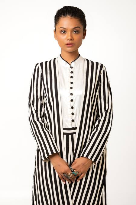 KA-Sha_Black Cotton Applique Open Neck Kirti Embroidered Jacket _Online_at_Aza_Fashions