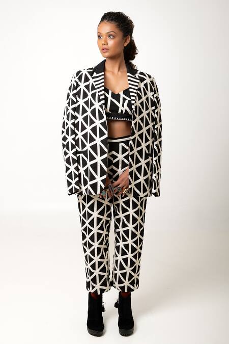 KA-Sha_Black Cotton Applique Lolo Embroidered Blazer _Online_at_Aza_Fashions