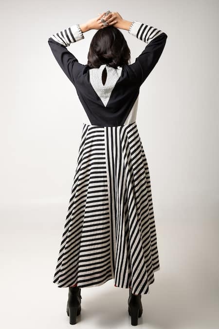 Buy KA-Sha Black Cotton High Neck Mrunmai Applique Embroidered Dress Online at Aza Fashions Buy_KA-Sha_Black Cotton High Neck Mrunmai Applique Embroidered Dress _Online_at_Aza_Fashions