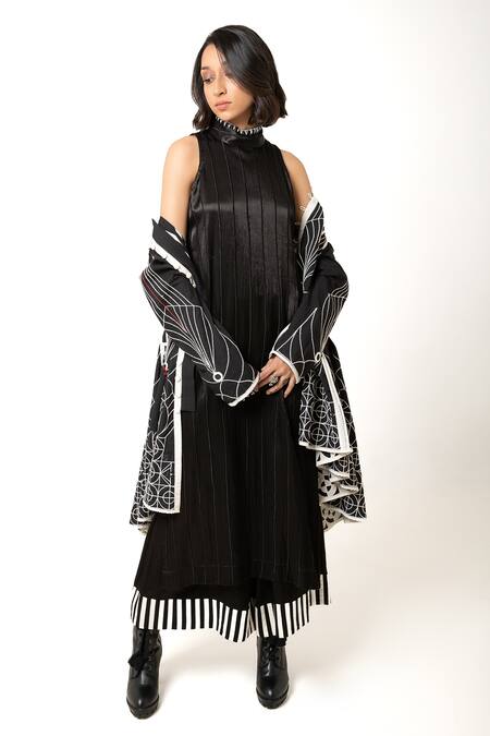 Shop KA-Sha Black Mashru Silk Embroidered High Neck Tunic Shop_KA-Sha_Black Mashru Silk Embroidered High Neck Tunic