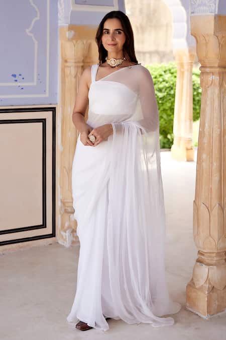 Geroo Jaipur White Chiffon Beads, Embroidery Mukaish Work Saree With Unstitched Blouse Fabric Online at Aza Fashions Geroo Jaipur_White Chiffon Beads, Embroidery Mukaish Work Saree With Unstitched Blouse Fabric _Online_at_Aza_Fashions