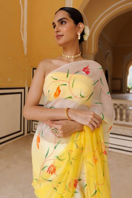 Shop Geroo Jaipur Yellow Chiffon, Jacquard Floral Pattern Saree With Unstitched Blouse Fabric Online at Aza Fashions Shop_Geroo Jaipur_Yellow Chiffon, Jacquard Floral Pattern Saree With Unstitched Blouse Fabric _Online_at_Aza_Fashions