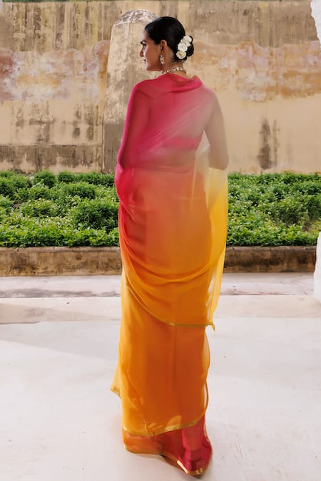 Shop_Geroo Jaipur_Yellow Chiffon, Jacquard Zari Shaded Border Saree With Unstitched Blouse Fabric _at_Aza_Fashions