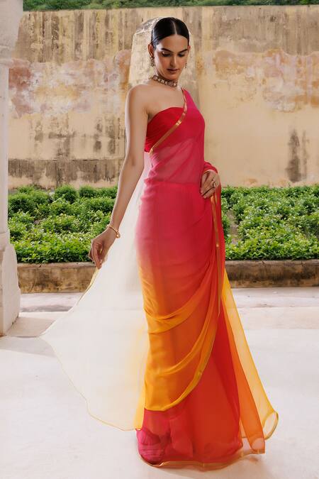 Buy_Geroo Jaipur_Yellow Chiffon, Jacquard Zari Shaded Border Saree With Unstitched Blouse Fabric _Online_at_Aza_Fashions