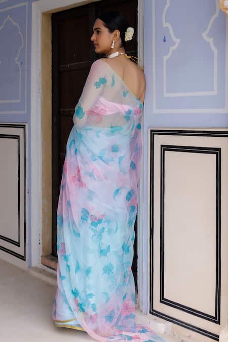 Shop Geroo Jaipur Blue Chiffon, Jacquard Floral Pattern Shaded Saree With Unstitched Blouse Fabric at Aza Fashions Shop_Geroo Jaipur_Blue Chiffon, Jacquard Floral Pattern Shaded Saree With Unstitched Blouse Fabric _at_Aza_Fashions