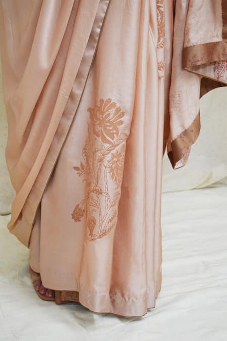 Buy_Ahmev_Peach Modal, Silk Embroidery Dreamy Floral Print Saree 