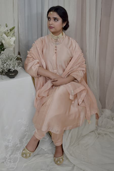 Shop Ahmev Peach Modal, Silk Bandeau Neck Classy Hand Block Printed Kurta Set at Aza Fashions Shop_Ahmev_Peach Modal, Silk Bandeau Neck Classy Hand Block Printed Kurta Set _at_Aza_Fashions