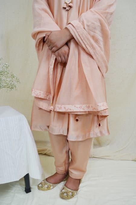 Ahmev Peach Modal, Silk Bandeau Neck Classy Hand Block Printed Kurta Set at Aza Fashions Ahmev_Peach Modal, Silk Bandeau Neck Classy Hand Block Printed Kurta Set _at_Aza_Fashions