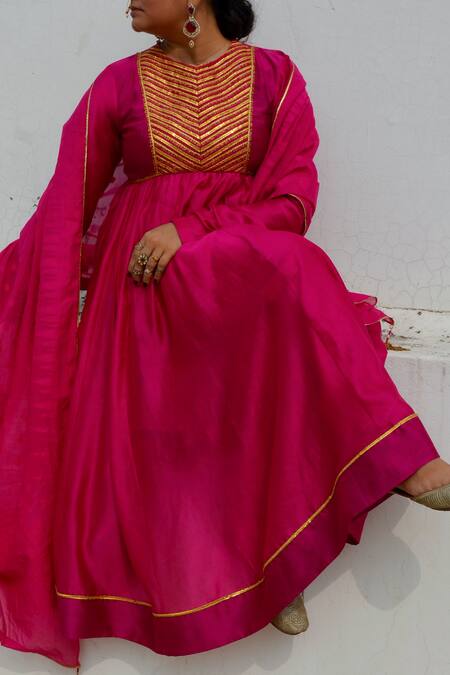 Ahmev_Fuchsia Chanderi Lace, Beads, Tassels V-neck Kyra Yoke Embellished Anarkali Set _at_Aza_Fashions