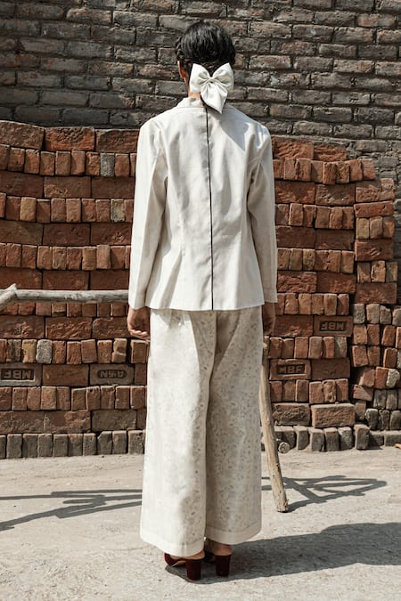 Shop_Ahmev_Ivory Chanderi Cybele Blazer _at_Aza_Fashions