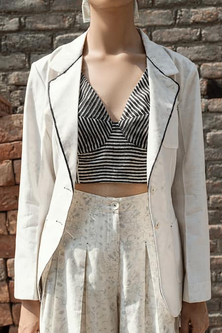 Buy_Ahmev_Ivory Chanderi Cybele Blazer _Online_at_Aza_Fashions