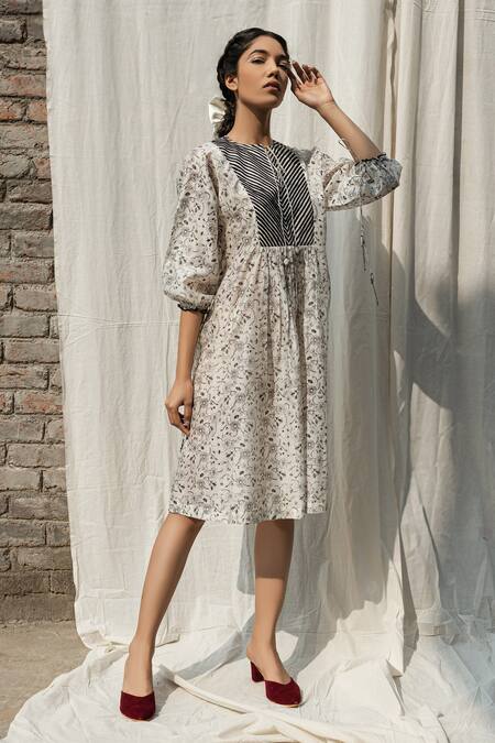 Ahmev Ivory Chanderi Round Neck Gardenia Floral Print Dress Online at Aza Fashions Ahmev_Ivory Chanderi Round Neck Gardenia Floral Print Dress _Online_at_Aza_Fashions