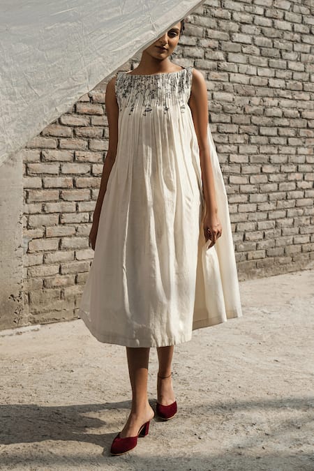Buy_Ahmev_Ivory Chanderi Embroidery Boat Neck Belladonna Dress _Online_at_Aza_Fashions