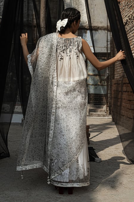 Shop_Ahmev_Ivory Silk Organza Embroidery Calla Saree _at_Aza_Fashions