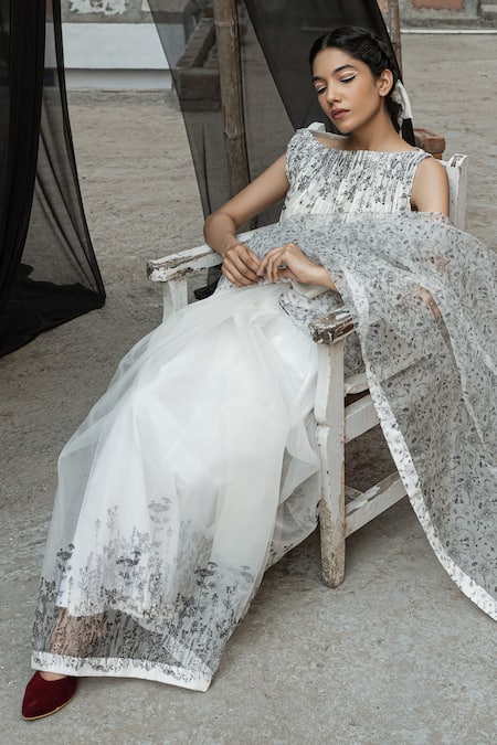 Ahmev_Ivory Silk Organza Embroidery Calla Saree _Online_at_Aza_Fashions