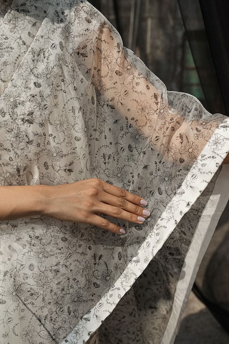 Ahmev_Ivory Silk Organza Embroidery Calla Saree _at_Aza_Fashions