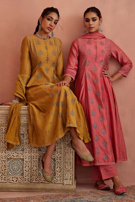Kritika Dawar_Yellow Chanderi, Cotton Embroidery Round Neck Thread A-line Kurta Pant Set _at_Aza_Fashions