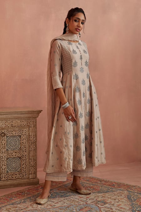 Kritika Dawar Ivory Chanderi, Cotton Embroidery, Cut Work Round Neck A-line Kurta Set Online at Aza Fashions Kritika Dawar_Ivory Chanderi, Cotton Embroidery, Cut Work Round Neck A-line Kurta Set _Online_at_Aza_Fashions