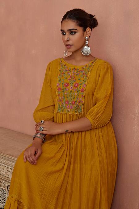 Kritika Dawar_Yellow Chanderi Embroidery Round Neck Yoke Tunic With Slip _at_Aza_Fashions