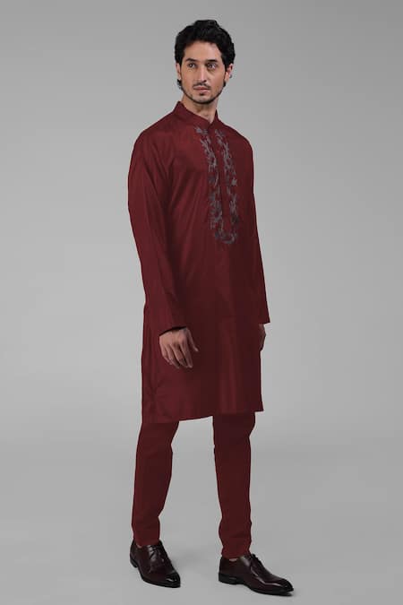 Shop_Talking Threads_Maroon Silk Embroidered Floral Placed Kurta  _Online_at_Aza_Fashions