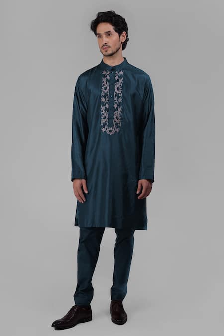 Talking Threads Blue Silk Embroidered Floral Placement Kurta at Aza Fashions Talking Threads_Blue Silk Embroidered Floral Placement Kurta _at_Aza_Fashions