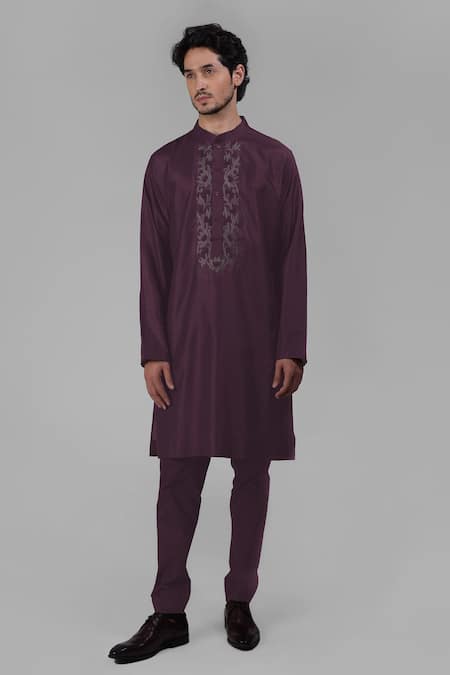 Buy_Talking Threads_Wine Silk Embroidered Floral Placement Kurta  _Online_at_Aza_Fashions