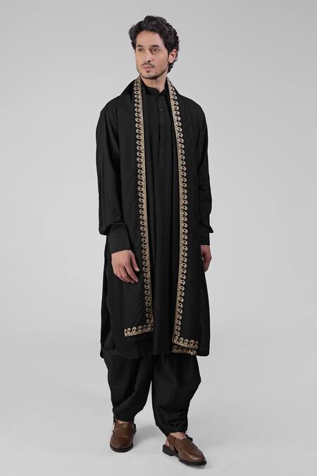 Buy Talking Threads Black Silk Embroidered Thread Kurta Set With Dupatta Online at Aza Fashions Buy_Talking Threads_Black Silk Embroidered Thread Kurta Set With Dupatta _Online_at_Aza_Fashions