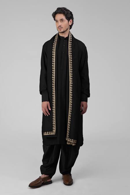 Shop Talking Threads Black Silk Embroidered Thread Kurta Set With Dupatta Online at Aza Fashions Shop_Talking Threads_Black Silk Embroidered Thread Kurta Set With Dupatta _Online_at_Aza_Fashions