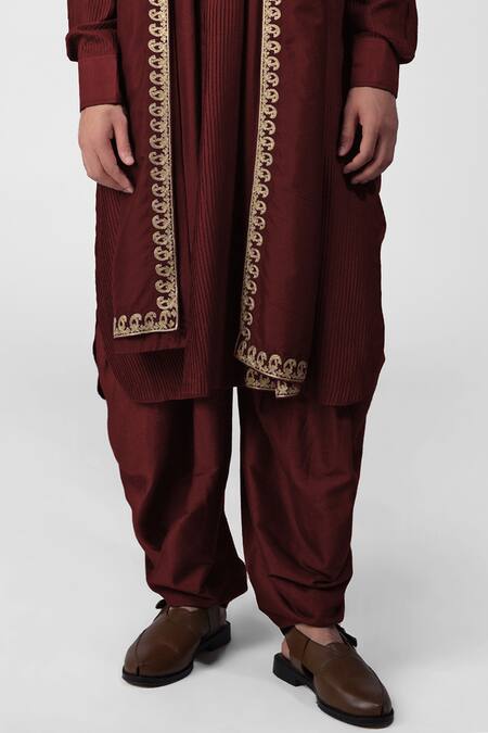 Talking Threads Maroon Silk Embroidered Thread Pintuck Kurta Salwar Set at Aza Fashions Talking Threads_Maroon Silk Embroidered Thread Pintuck Kurta Salwar Set _at_Aza_Fashions