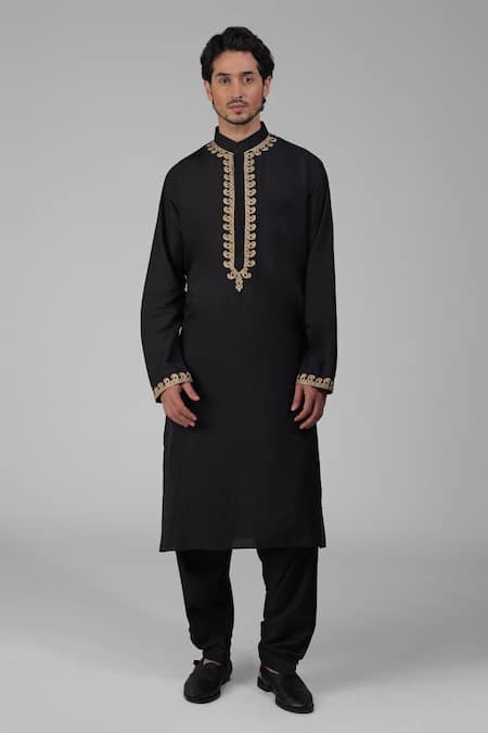 Talking Threads Black Silk Embroidered Tilla Kurta Salwar Set Online at Aza Fashions Talking Threads_Black Silk Embroidered Tilla Kurta Salwar Set _Online_at_Aza_Fashions