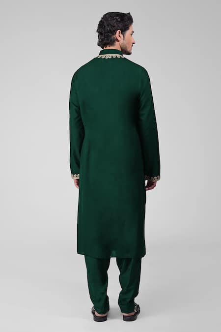 Shop Talking Threads Green Silk Embroidered Tilla Kurta Salwar Set at Aza Fashions Shop_Talking Threads_Green Silk Embroidered Tilla Kurta Salwar Set _at_Aza_Fashions