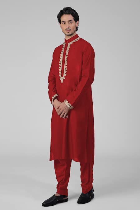 Talking Threads_Red Silk Embroidered Tilla Thread Work Kurta Salwar Set  _Online_at_Aza_Fashions