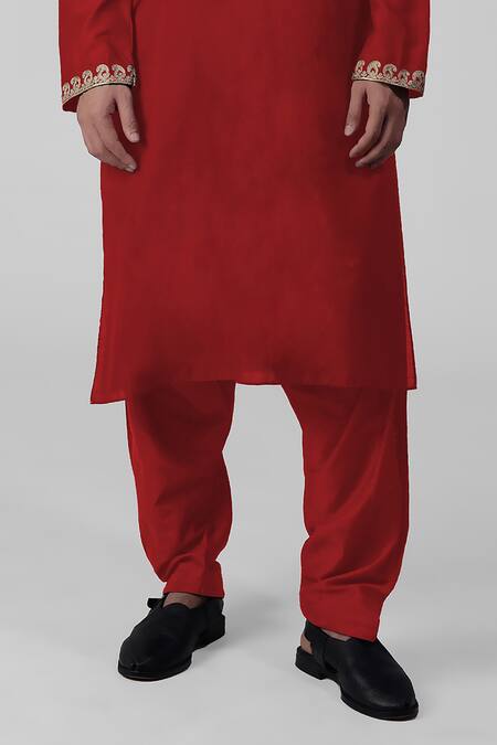 Shop_Talking Threads_Red Silk Embroidered Tilla Thread Work Kurta Salwar Set  _Online_at_Aza_Fashions