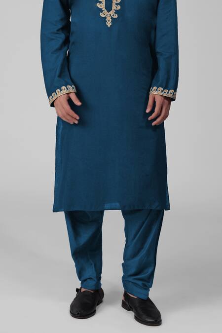 Shop Talking Threads Blue Silk Embroidered Tilla Thread Work Kurta Salwar Set Online at Aza Fashions Shop_Talking Threads_Blue Silk Embroidered Tilla Thread Work Kurta Salwar Set _Online_at_Aza_Fashions