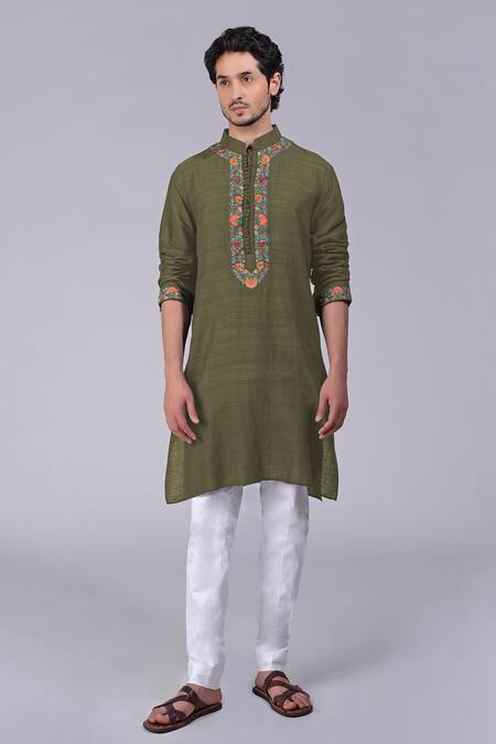 Talking Threads Green Silk Embroidered Kashidakari Straight Kurta Online at Aza Fashions Talking Threads_Green Silk Embroidered Kashidakari Straight Kurta _Online_at_Aza_Fashions