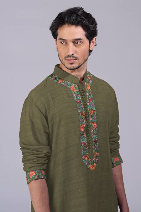Buy Talking Threads Green Silk Embroidered Kashidakari Straight Kurta Online at Aza Fashions Buy_Talking Threads_Green Silk Embroidered Kashidakari Straight Kurta _Online_at_Aza_Fashions