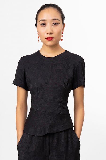 Leh Studios_Black Linen Round Neck Cut-out Back Top _Online_at_Aza_Fashions