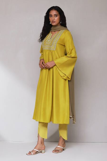 Ritu Kumar, Ri.Ritu Kumar, aarke Ritu Kumar_Green Cotton, Polyester Embroidery Floral Bodice Gathered Kurta Set_Online_at_Aza_Fashions