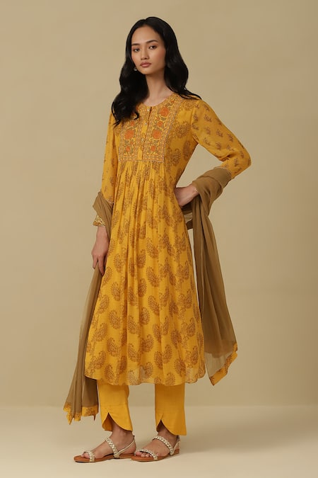 Aarke Ritu Kumar Yellow Blended Fabric Printed Paisley Round Gathered Kurta Pant Set 