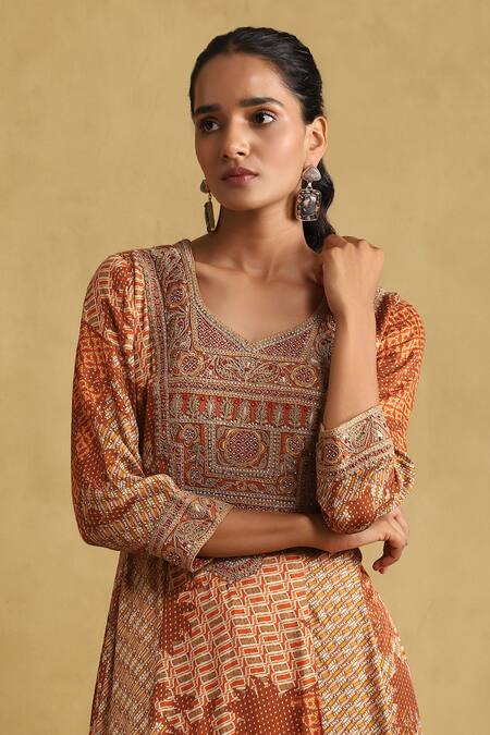 Shop Ritu Kumar Orange Viscose Embroidery, Tassels Boat Neck Micro Print Kurta Pant Set Online at Aza Fashions Shop_Ritu Kumar_Orange Viscose Embroidery, Tassels Boat Neck Micro Print Kurta Pant Set _Online_at_Aza_Fashions