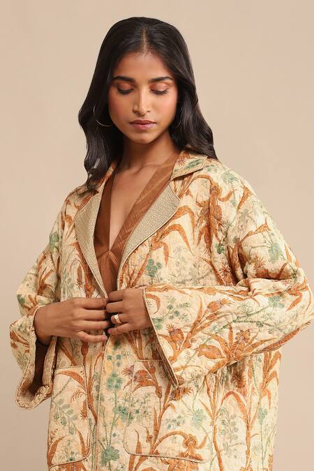 Ritu Kumar White Viscose Polo Collar Botanic Floral Print Quilted Jacket at Aza Fashions Ritu Kumar_White Viscose Polo Collar Botanic Floral Print Quilted Jacket_at_Aza_Fashions