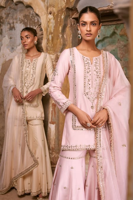 Buy_Labelmayaa_Pink Chanderi, Organza Embroidery, Mirrors, Zari, Gota Patti Noor Kurta Set _Online_at_Aza_Fashions