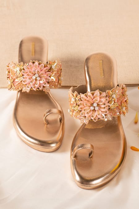 Urbansway Magnolia Embellished Kolhapuri Wedges 