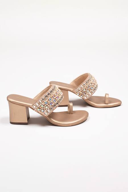 Urbansway_Gold Stones Moonstone Embellished Kolhapuri Heels_Online_at_Aza_Fashions